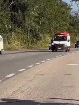 Acidente entre duas motos deixa três pessoas feridas na BR-101, em Goiana