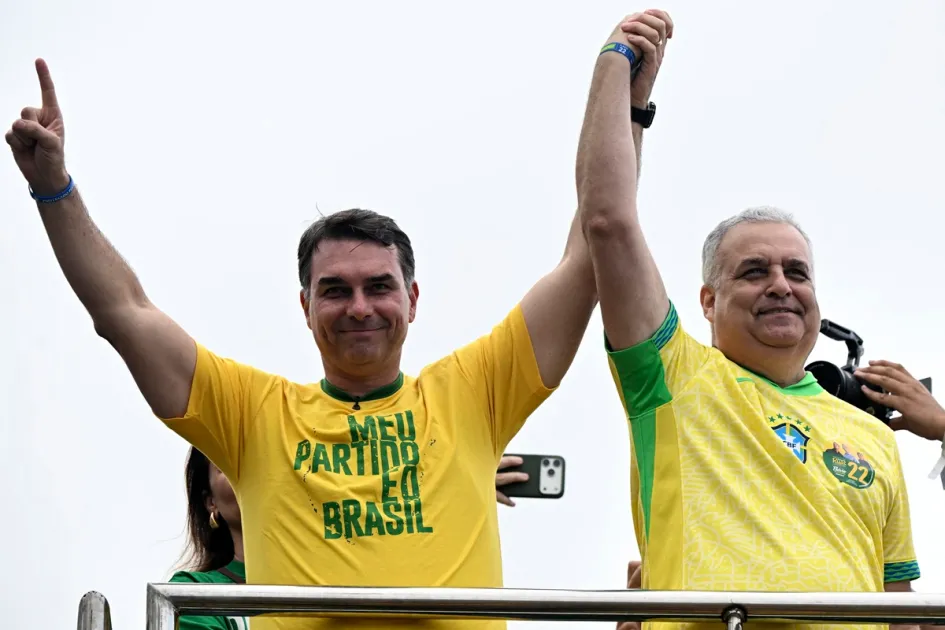 Alfredo Gaspar admite derrota, mas critica eleição