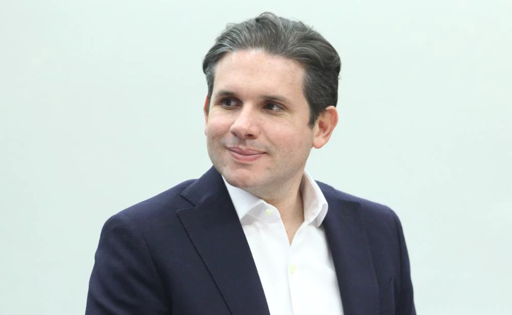 PSB e PDT declaram apoio à reeleição de Hugo Motta e ampliam base do deputado na Câmara