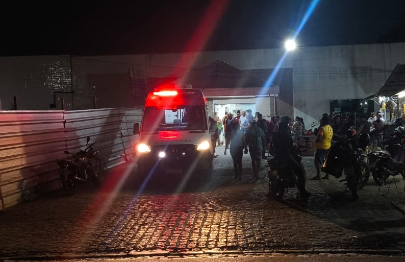 Dois homens são baleados dentro de lava-jato no bairro do Cajá, em Carpina